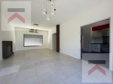 Casa 3 dorm dependencia Piscina garage Palmer's Cottage Ingeniero Maschwitz