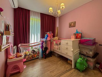 Casa de 3 dormitorios en una planta, con pileta y quincho en San Sebastian