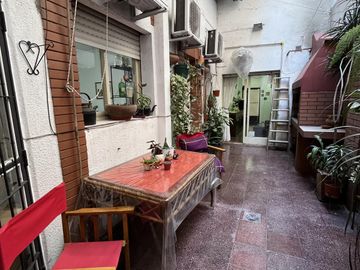 PH en  Planta Baja con Patio!