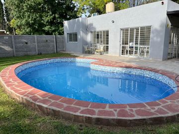 VENTA QUINTA CON PILETA LA PILARICA PILAR