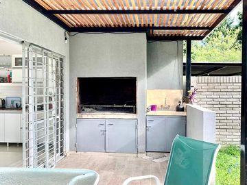 VENTA QUINTA CON PILETA LA PILARICA PILAR