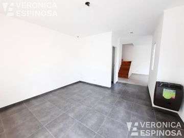 PH de tres ambientes en venta,  Ituzaingó Norte.