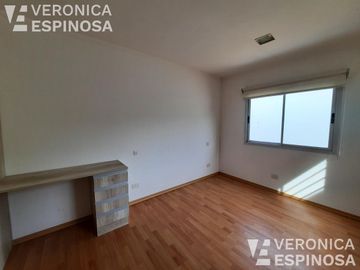 PH de tres ambientes en venta,  Ituzaingó Norte.