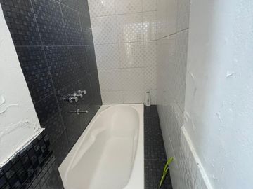 VENTA Depto planta baja 2 ambientes patio, parrillas, piscina y cochera