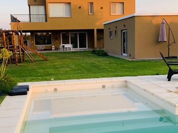 Canning  Casa en Venta  Fincas del Alba ( alquilada hasta noviembre 2025 )