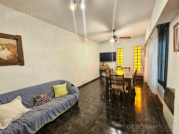 Venta Casa 6 ambientes con patio, quincho y cochera - Villa Ballester
