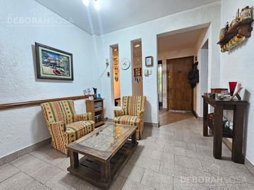 Venta Casa 6 ambientes con patio, quincho y cochera - Villa Ballester