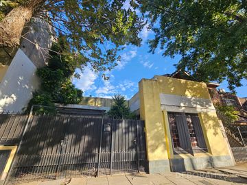 Venta Casa 6 ambientes con patio, quincho y cochera - Villa Ballester