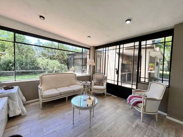 Venta casa de 3 dormitorios con terreno de 2500 m2 en Funes