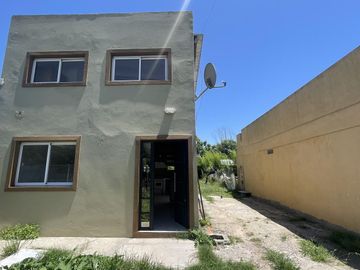 Casa en Venta de dos dormitorios en Sicardi - La Plata