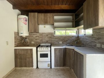 Casa en Venta de dos dormitorios en Sicardi - La Plata