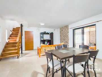 Venta casa 4 dormitorios Las Acequias