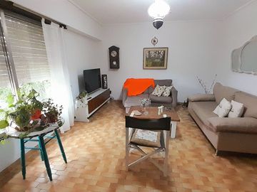 Carapachay - Chalet/PH 5 amb con Terraza y Garaje!