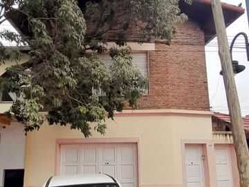 Carapachay - Chalet/PH 5 amb con Terraza y Garaje!