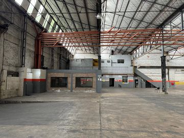 Galpón deposito 6300 en  Boca - alquiler - mixtura 3