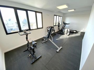 Venta de Excelente Departamento 2 ambientes a Estrenar con parrilla
