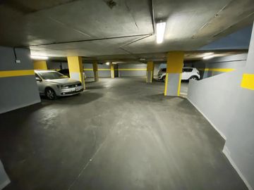 Venta de Excelente Departamento 2 ambientes a Estrenar con parrilla