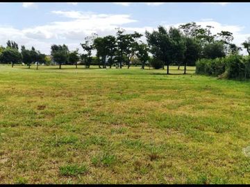 LOTE AL GOLF BARRIO EL TREBOL EN VENTA - HARAS SANTA MARIA - MAROTO PROPIEDADES