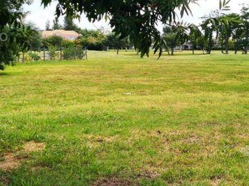 LOTE AL GOLF BARRIO EL TREBOL EN VENTA - HARAS SANTA MARIA - MAROTO PROPIEDADES