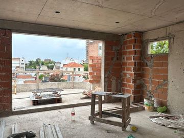 Piso en Venta de 4 ambientes terraza propia con parrilla y piscina  Villa Devoto