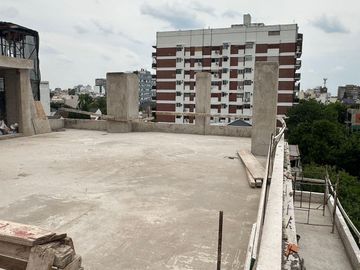 Piso en Venta de 4 ambientes terraza propia con parrilla y piscina  Villa Devoto
