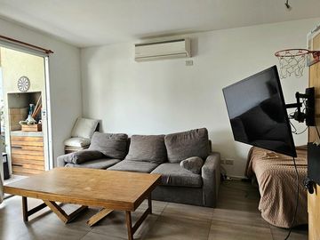 Departamento Monoambiente con balcón, parrilla y cochera cubierta en Vicente López
