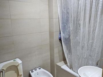 Departamento Monoambiente con balcón, parrilla y cochera cubierta en Vicente López