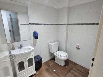 Departamento Monoambiente con balcón, parrilla y cochera cubierta en Vicente López