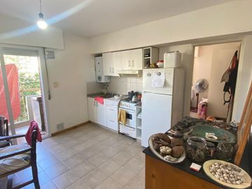 Venta Departamento 1 Dormitorio Balcon al Frente - Luis Agote