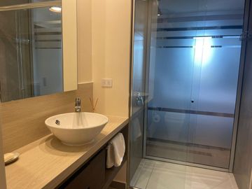 Excelente Loft con cochera en venta totalmente equipado. Distrito Quartier, Retiro