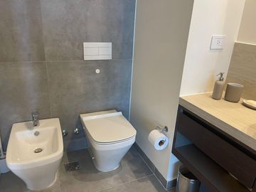 Excelente Loft con cochera en venta totalmente equipado. Distrito Quartier, Retiro