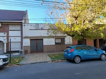Casa para reciclar o ideal emprendimiento-Lomas Oeste