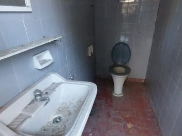 Casa para reciclar o ideal emprendimiento-Lomas Oeste