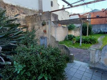 Casa para reciclar o ideal emprendimiento-Lomas Oeste