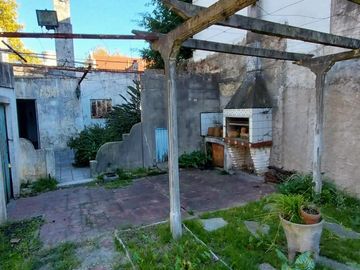 Casa para reciclar o ideal emprendimiento-Lomas Oeste