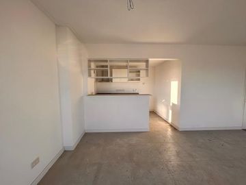 Departamento de 3 ambientes con cochera en  venta a estrenar