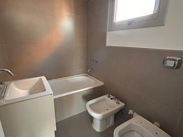 Departamento de 3 ambientes con cochera en  venta a estrenar