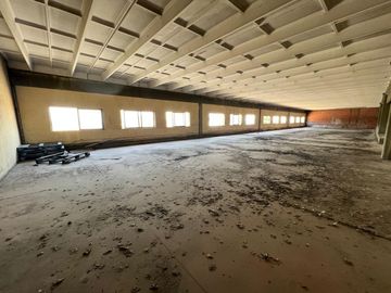 Depósito - Galpón de 20.000 m2.  en Quilmes Oeste - ALQUILER
