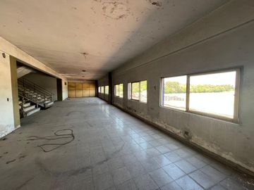 Depósito - Galpón de 20.000 m2.  en Quilmes Oeste - ALQUILER