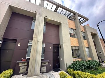 CONJUNTO RESIDENCIAL WAYRA CODIGO 1071