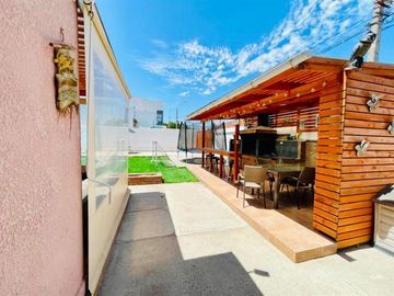 Casa en Venta en Augusto D`Halmar 4301