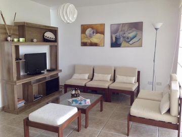 Casa de Playa en fila V-2  en Condominio Asia del Mar