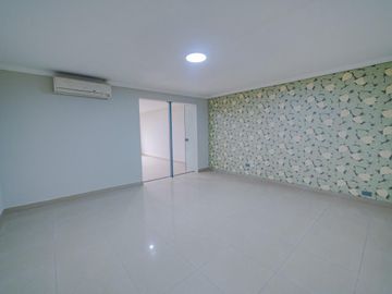 Local Comercial - Edificio de Oficinas en el corazón de San Isidro