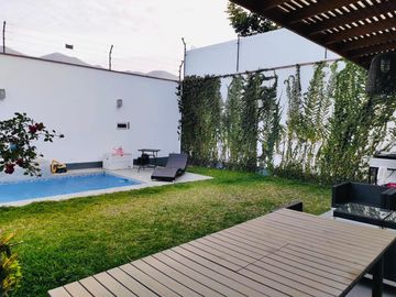 Linda y Moderna Casa en Calle Cerrada Muy Segura - La Molina