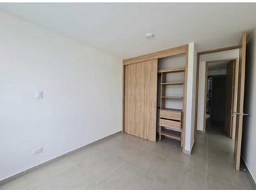 SE VENDE APARTAMENTO EN LA AVENIDA CENTENARIO NORTE DE ARMENIA