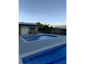 SE VENDE APARTAMENTO EN LA AVENIDA CENTENARIO NORTE DE ARMENIA