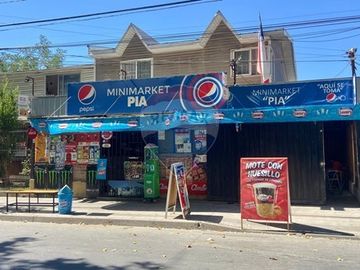 HERMOSA Y AMPLIA CASA DE DOS PISOS