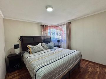 HERMOSA Y AMPLIA CASA DE DOS PISOS