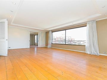Departamento en Venta en El Golf