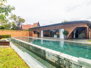 4-bedroom home for sale at The Brickhouse in Laguna Homes